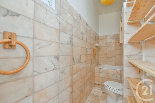 Appartement T4 &agrave; louer - 4 pi&egrave;ces - 70,06 m2 - Paris - 75013 - ILE-DE-FRANCE
