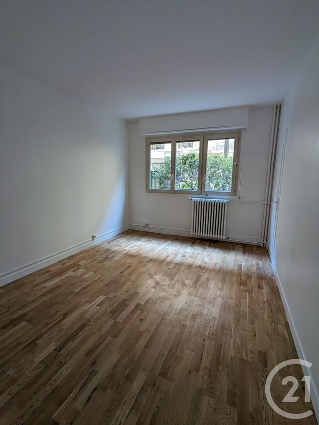 Appartement T2 &agrave; louer - 2 pi&egrave;ces - 44,89 m2 - Paris - 75019 - ILE-DE-FRANCE