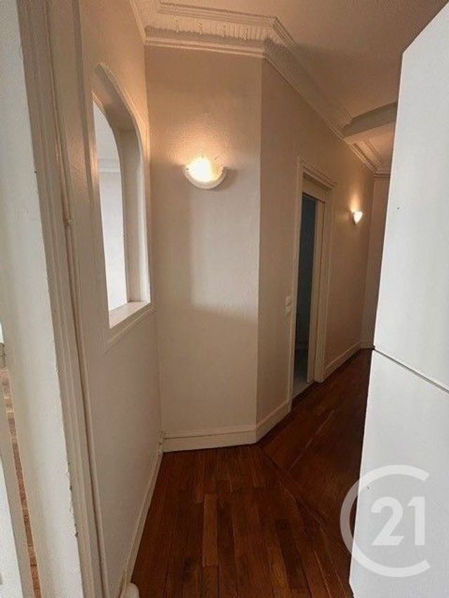 Appartement T2 &agrave; louer - 2 pi&egrave;ces - 55,75 m2 - Paris - 75019 - ILE-DE-FRANCE
