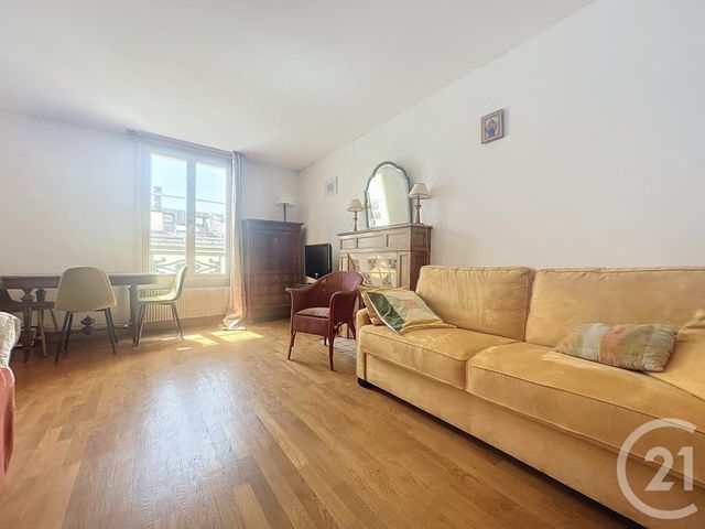 Appartement F2 &agrave; louer - 2 pi&egrave;ces - 47,08 m2 - Paris - 75011 - ILE-DE-FRANCE