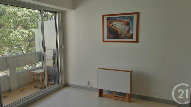 Appartement Studio &agrave; louer - 1 pi&egrave;ce - 24 m2 - Paris - 75011 - ILE-DE-FRANCE