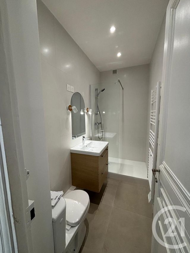 Appartement F3 &agrave; louer - 3 pi&egrave;ces - 43,72 m2 - Paris - 75019 - ILE-DE-FRANCE