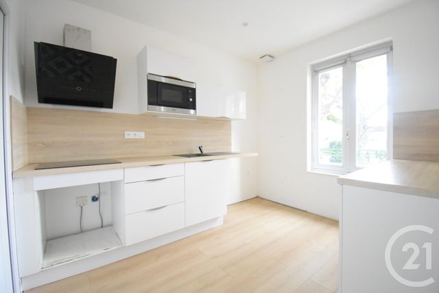 Maison &agrave; vendre - 4 pi&egrave;ces - 95,12 m2 - Bellerive Sur Allier - 03 - AUVERGNE