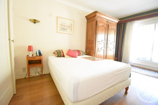 Appartement à vendre - 4 pièces - 97,88 m2 - Vichy - 03 - AUVERGNE