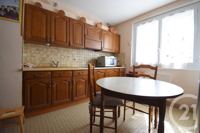Appartement à vendre - 4 pièces - 97,88 m2 - Vichy - 03 - AUVERGNE