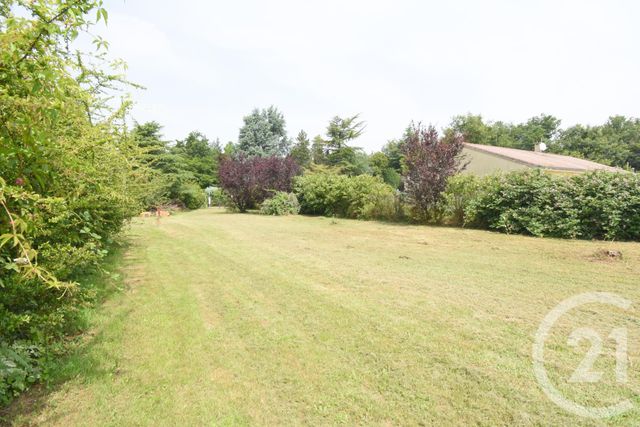 Terrain &agrave; vendre - 2351 m2 - Vendat - 03 - AUVERGNE