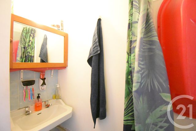 Appartement F3 à vendre - 3 pièces - 47,09 m2 - Vichy - 03 - AUVERGNE