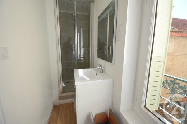 Appartement F1 à louer - 1 pièce - 13,02 m2 - Vichy - 03 - AUVERGNE