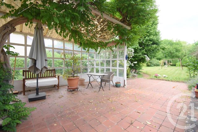 Maison à vendre - 8 pièces - 181,33 m2 - St Germain Des Fosses - 03 - AUVERGNE