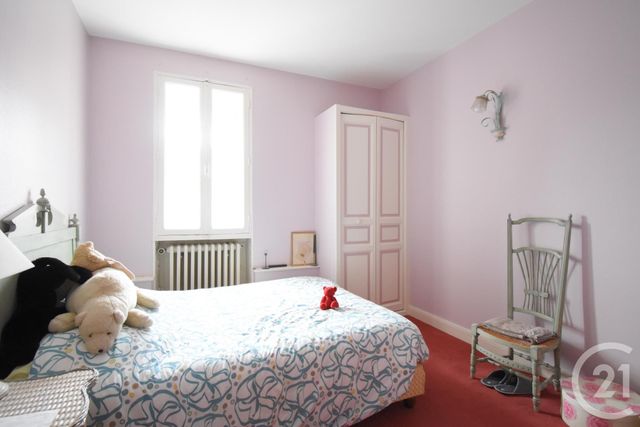 Maison à vendre - 8 pièces - 181,33 m2 - St Germain Des Fosses - 03 - AUVERGNE