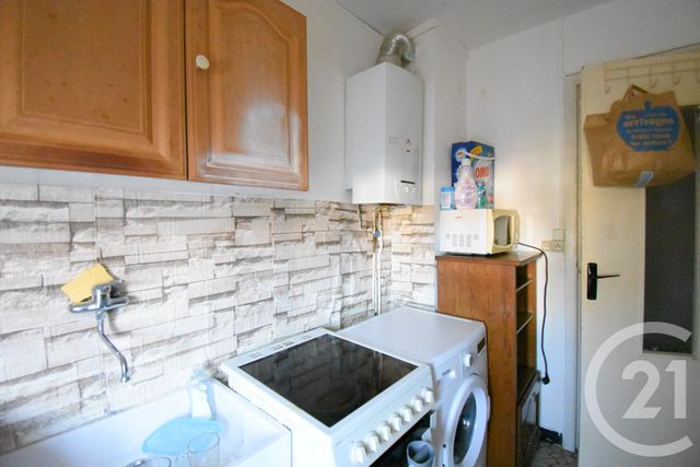 Appartement F3 à vendre - 3 pièces - 54,64 m2 - Vichy - 03 - AUVERGNE