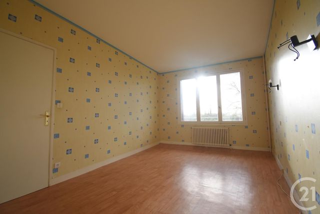 Maison &agrave; vendre - 8 pi&egrave;ces - 191,69 m2 - Abrest - 03 - AUVERGNE