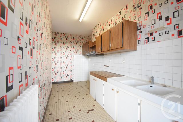 Maison &agrave; vendre - 8 pi&egrave;ces - 191,69 m2 - Abrest - 03 - AUVERGNE