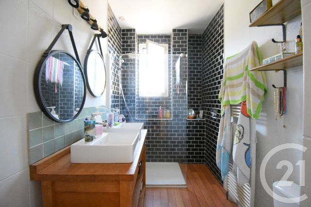 Maison &agrave; vendre - 4 pi&egrave;ces - 90 m2 - Cusset - 03 - AUVERGNE