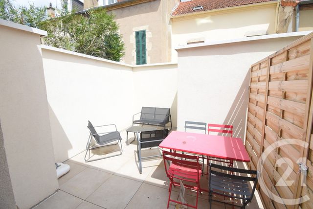 Appartement F2 à louer - 2 pièces - 40,95 m2 - Vichy - 03 - AUVERGNE