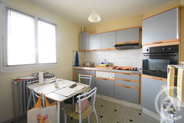 Appartement F3 &agrave; vendre - 3 pi&egrave;ces - 60,94 m2 - Vichy - 03 - AUVERGNE