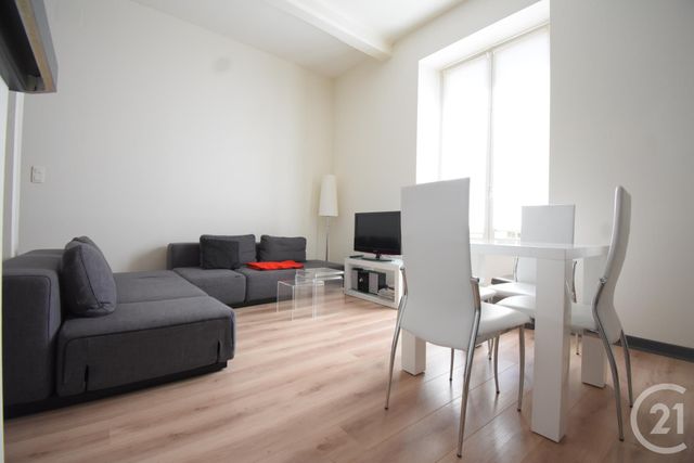 Appartement F2 à vendre - 2 pièces - 65,17 m2 - Vichy - 03 - AUVERGNE