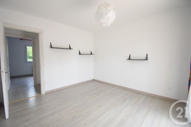 Maison à vendre - 5 pièces - 165,35 m2 - Le Vernet - 03 - AUVERGNE