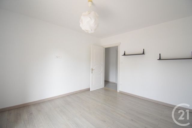 Maison à vendre - 5 pièces - 165,35 m2 - Le Vernet - 03 - AUVERGNE