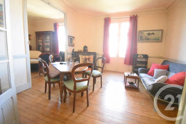 Appartement T4 &agrave; vendre - 4 pi&egrave;ces - 103,68 m2 - Vichy - 03 - AUVERGNE