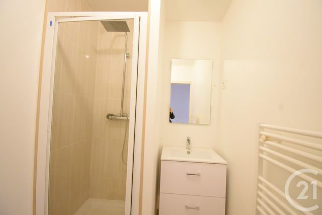 Appartement F2 à louer - 2 pièces - 52,18 m2 - Vichy - 03 - AUVERGNE