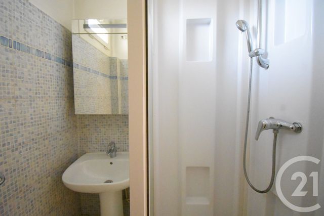 Appartement F3 à louer - 3 pièces - 67,31 m2 - Vichy - 03 - AUVERGNE