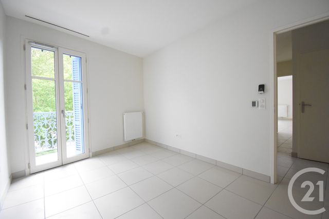 Appartement T3 à vendre - 3 pièces - 64,30 m2 - Vichy - 03 - AUVERGNE
