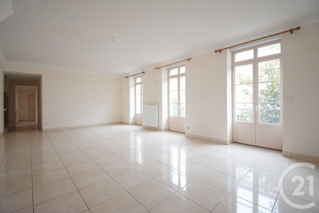 Appartement F3 à vendre - 3 pièces - 126,34 m2 - Vichy - 03 - AUVERGNE