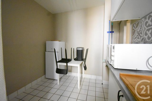 Appartement T1 à louer - 1 pièce - 27,07 m2 - Vichy - 03 - AUVERGNE