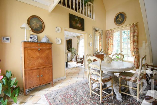 Maison &agrave; vendre - 8 pi&egrave;ces - 217,22 m2 - Bellerive Sur Allier - 03 - AUVERGNE