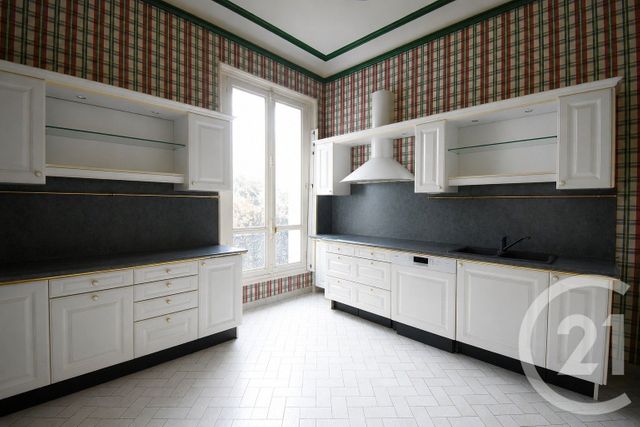 Maison &agrave; vendre - 10 pi&egrave;ces - 201 m2 - Vichy - 03 - AUVERGNE