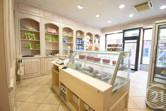 maison - LAPALISSE - 03