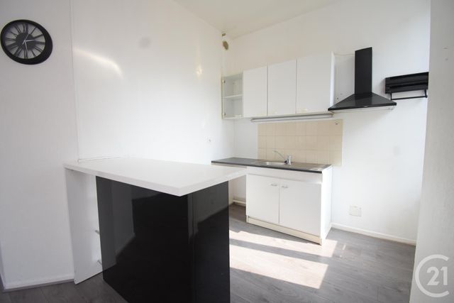 Appartement F3 à louer - 3 pièces - 46,20 m2 - Vichy - 03 - AUVERGNE