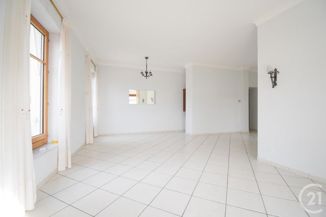 Appartement T3 &agrave; louer - 3 pi&egrave;ces - 85,92 m2 - Vichy - 03 - AUVERGNE