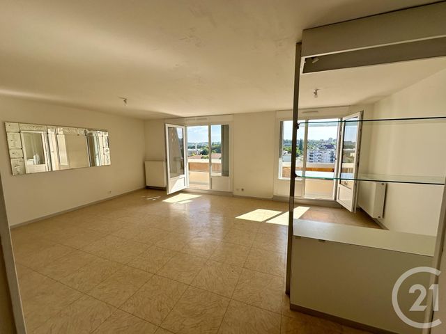 Appartement F2 &agrave; louer - 2 pi&egrave;ces - 65,03 m2 - Vichy - 03 - AUVERGNE