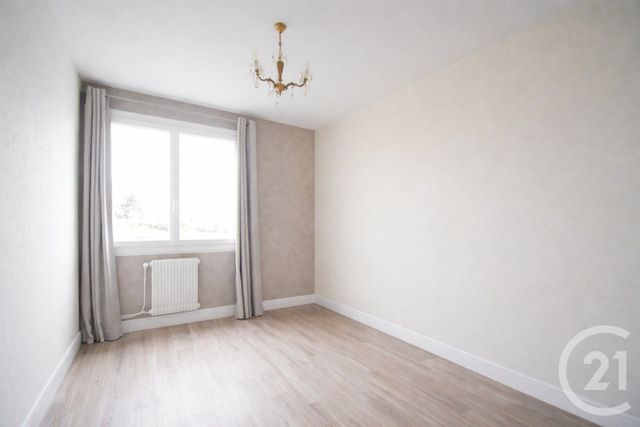 Appartement F3 &agrave; vendre - 3 pi&egrave;ces - 67,84 m2 - Vichy - 03 - AUVERGNE