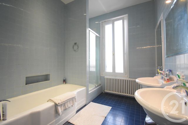 Maison &agrave; vendre - 7 pi&egrave;ces - 201,20 m2 - Vichy - 03 - AUVERGNE