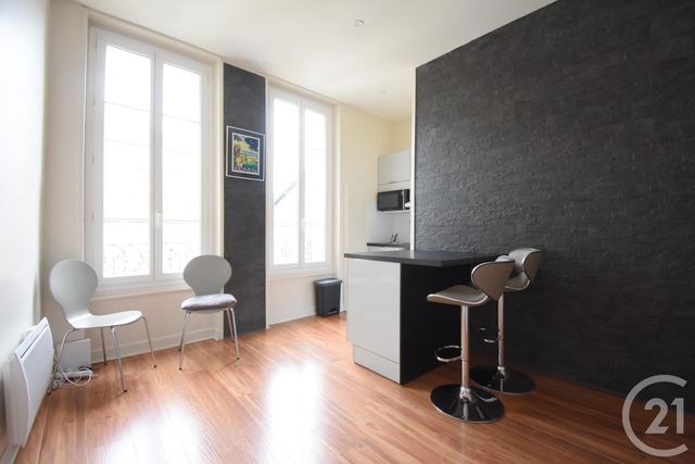 Appartement F2 &agrave; louer - 2 pi&egrave;ces - 41,63 m2 - Vichy - 03 - AUVERGNE