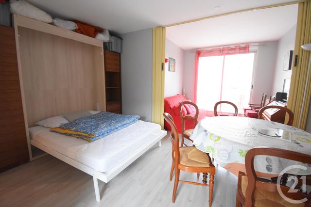 Appartement F1 bis &agrave; louer - 2 pi&egrave;ces - 28,50 m2 - Vichy - 03 - AUVERGNE