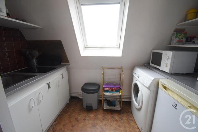 Appartement F1 bis &agrave; louer - 2 pi&egrave;ces - 28,50 m2 - Vichy - 03 - AUVERGNE