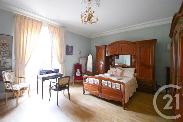 Appartement F4 &agrave; vendre - 4 pi&egrave;ces - 147,29 m2 - Vichy - 03 - AUVERGNE