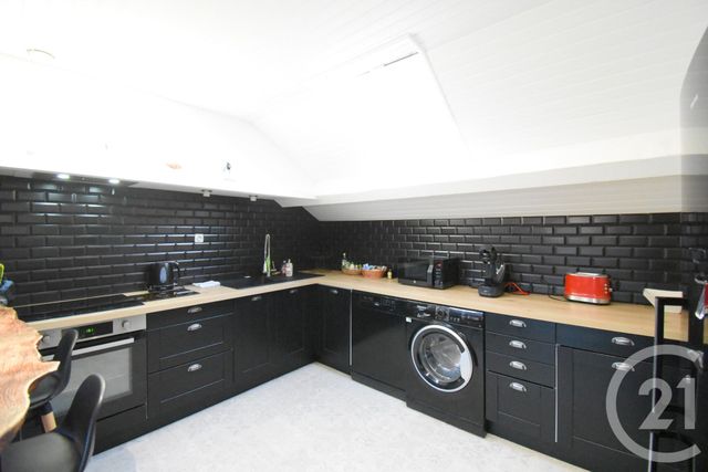 Appartement F3 &agrave; louer - 3 pi&egrave;ces - 66,19 m2 - Vichy - 03 - AUVERGNE