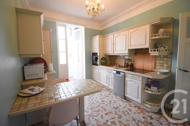 Appartement F3 &agrave; louer - 3 pi&egrave;ces - 103,94 m2 - Vichy - 03 - AUVERGNE