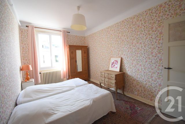 Appartement F3 &agrave; louer - 3 pi&egrave;ces - 103,94 m2 - Vichy - 03 - AUVERGNE