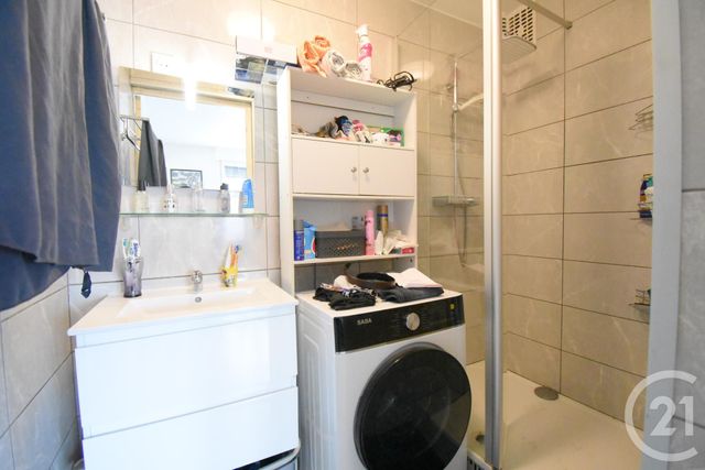 Appartement F3 &agrave; vendre - 3 pi&egrave;ces - 47,60 m2 - Vichy - 03 - AUVERGNE