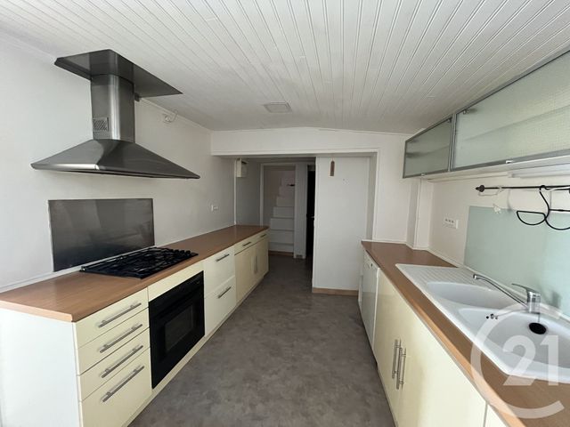 Maison &agrave; louer - 3 pi&egrave;ces - 84,57 m2 - Cusset - 03 - AUVERGNE