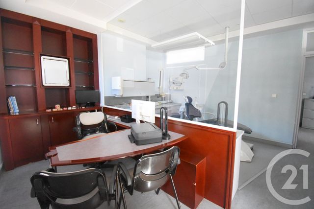 Local commercial à vendre - 76.0 m2 - 03 - Allier