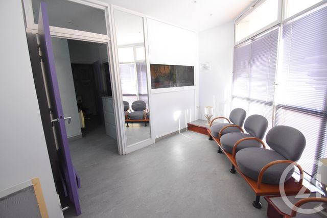 Local commercial à vendre - 76.0 m2 - 03 - Allier