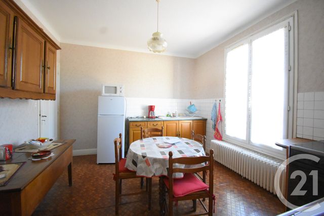 Maison &agrave; vendre - 5 pi&egrave;ces - 117 m2 - St Yorre - 03 - AUVERGNE