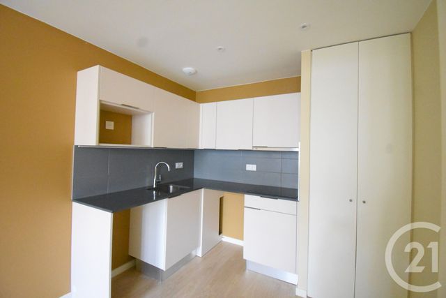 Appartement F1 &agrave; louer - 1 pi&egrave;ce - 41,90 m2 - Vichy - 03 - AUVERGNE